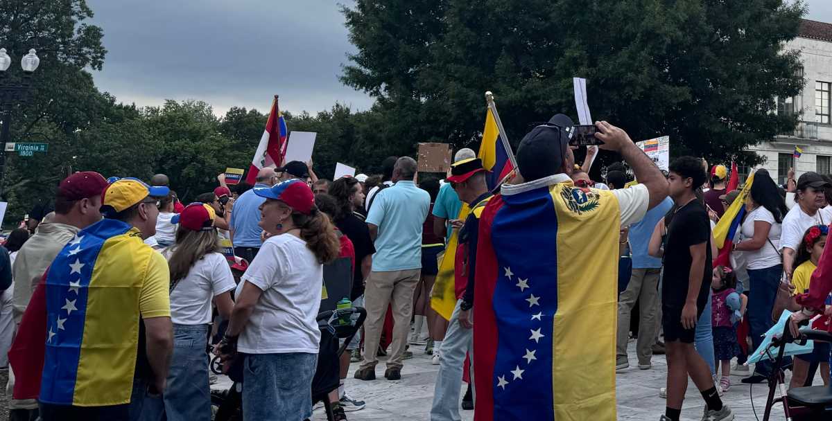 At the doors of deportation 530,000 Cubans, Venezuelans, Nicaraguans and Haitians
