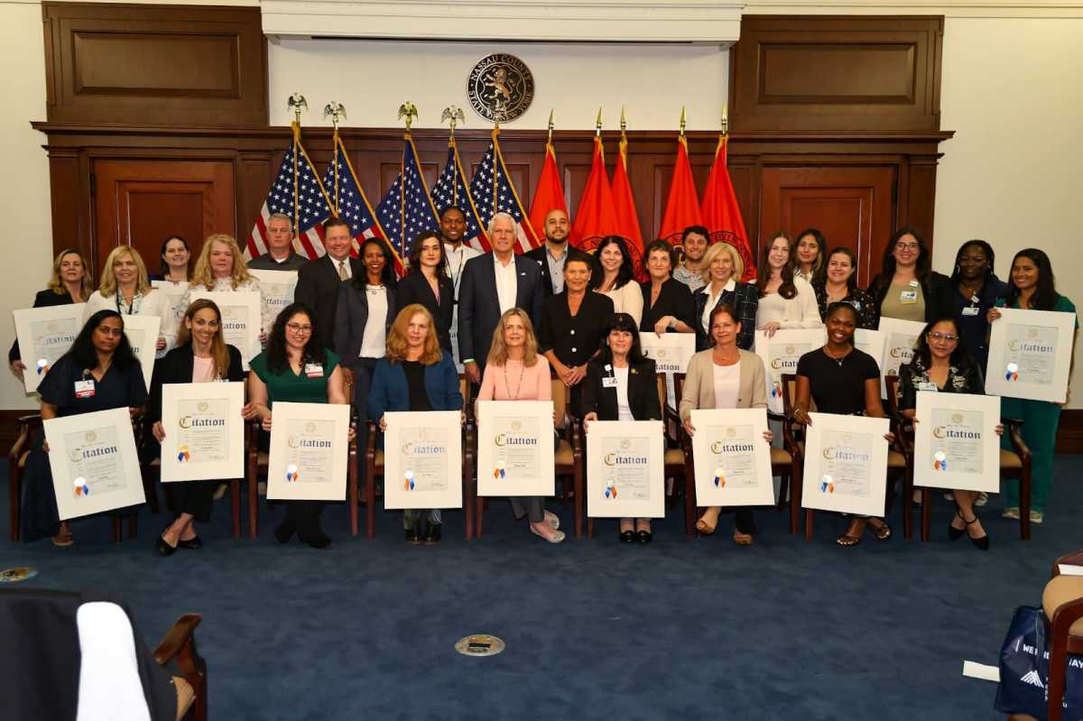 Nassau honors his nurses in the celebration of the 'National Nurses Week'