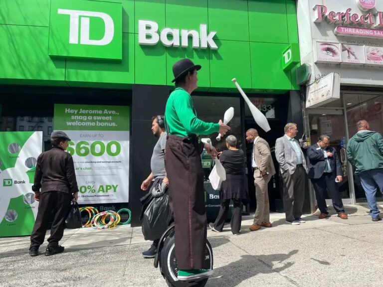 TD Bank opens new branch at the Bronx with community celebration and ...