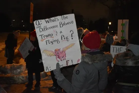 Anti-ICE protesters gather outside Republican convention in Garden City