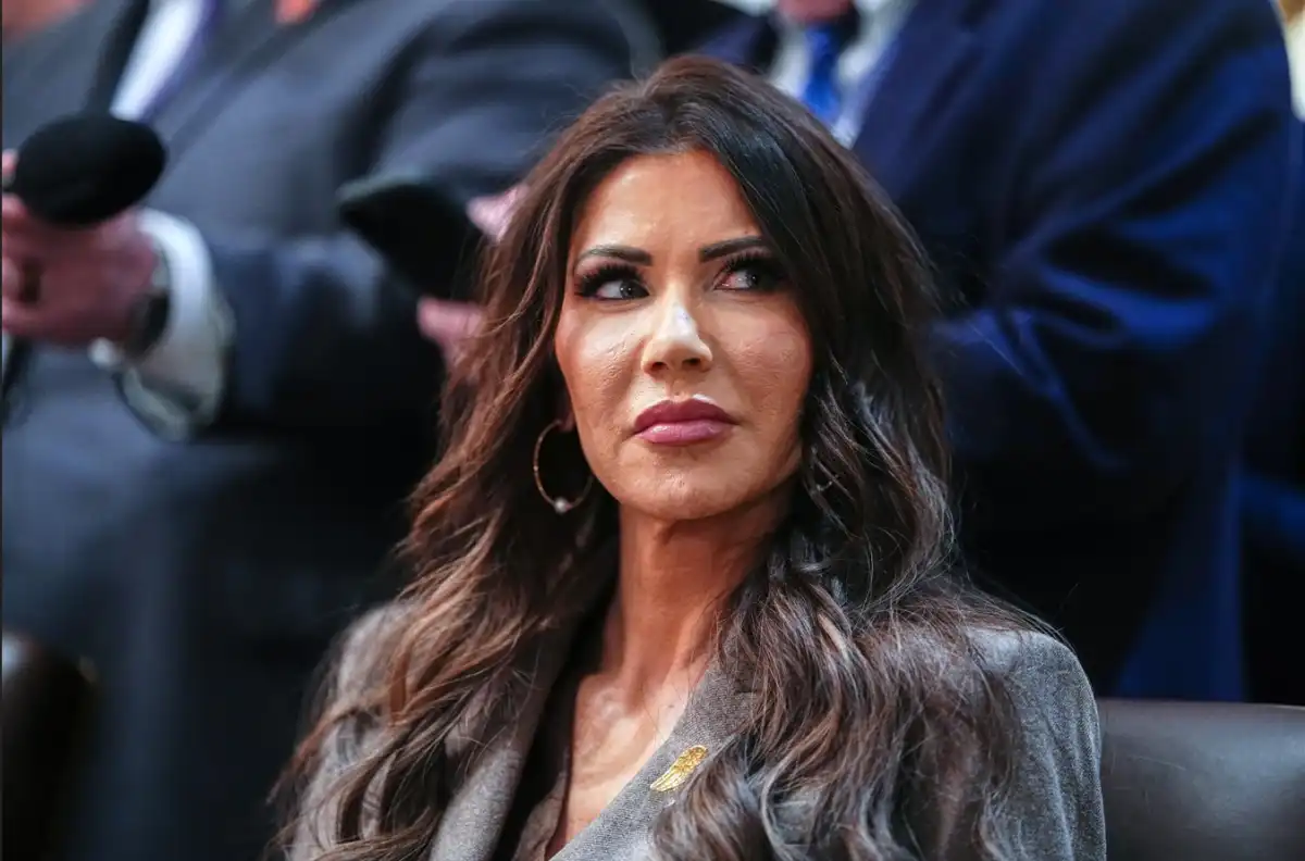 Democrats call for the resignation of the Secretary of Homeland Security and an end to ICE