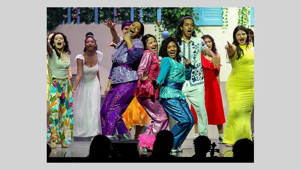 Brentwood High School presents vibrant production of “Mamma Mia!”