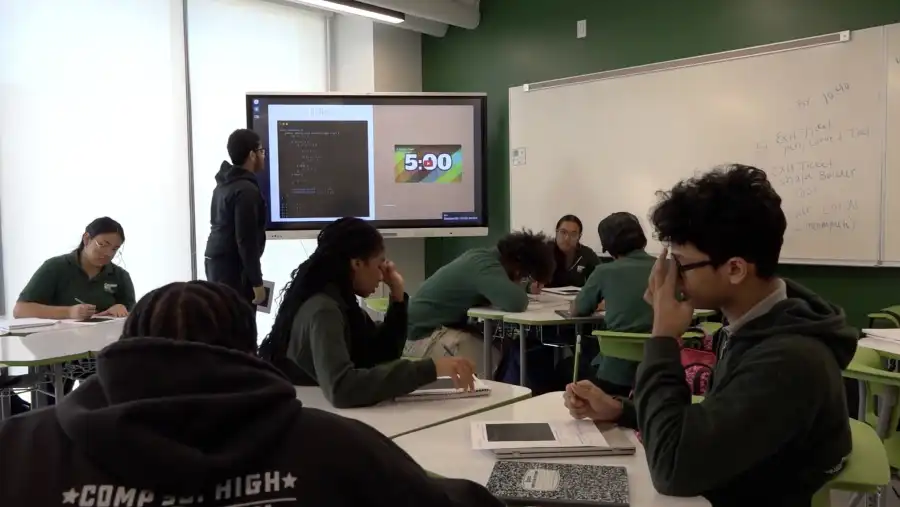 South Bronx Charter School Adapts Computer Science Education for AI Era