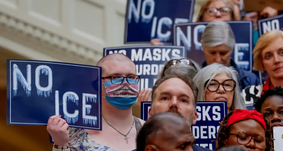 46% of Americans support abolishing ICE after controversy in Minnesota, according to survey