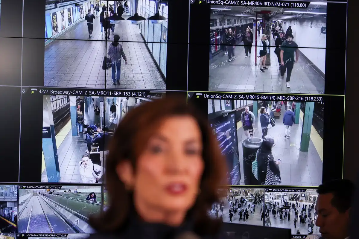 New York governor attacks ICE for refugee death and student arrest