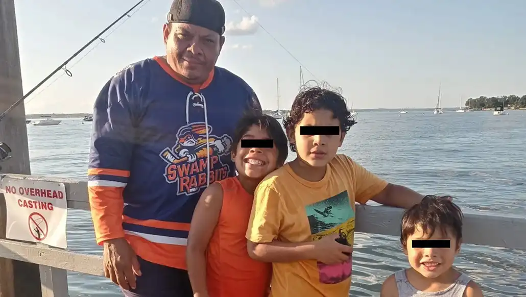 Salvadoran immigrant from Great Neck, detained by ICE, is transferred to a Louisiana detention center