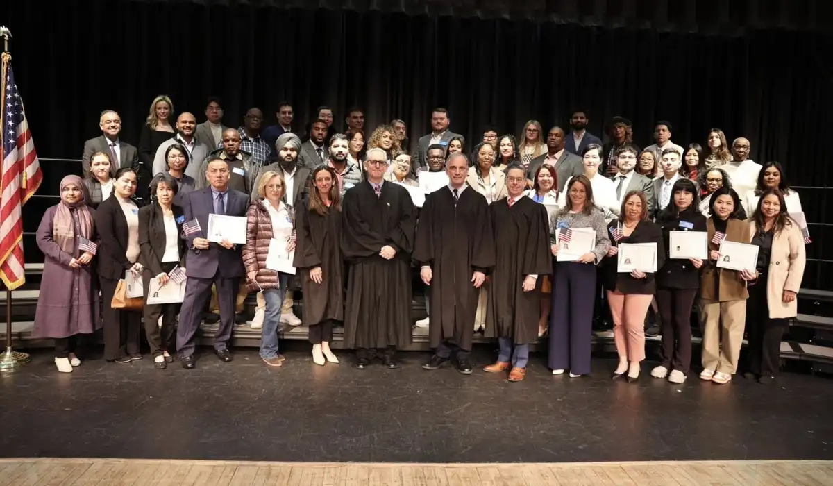 50 immigrants take oath as US citizens at Port Washington High School