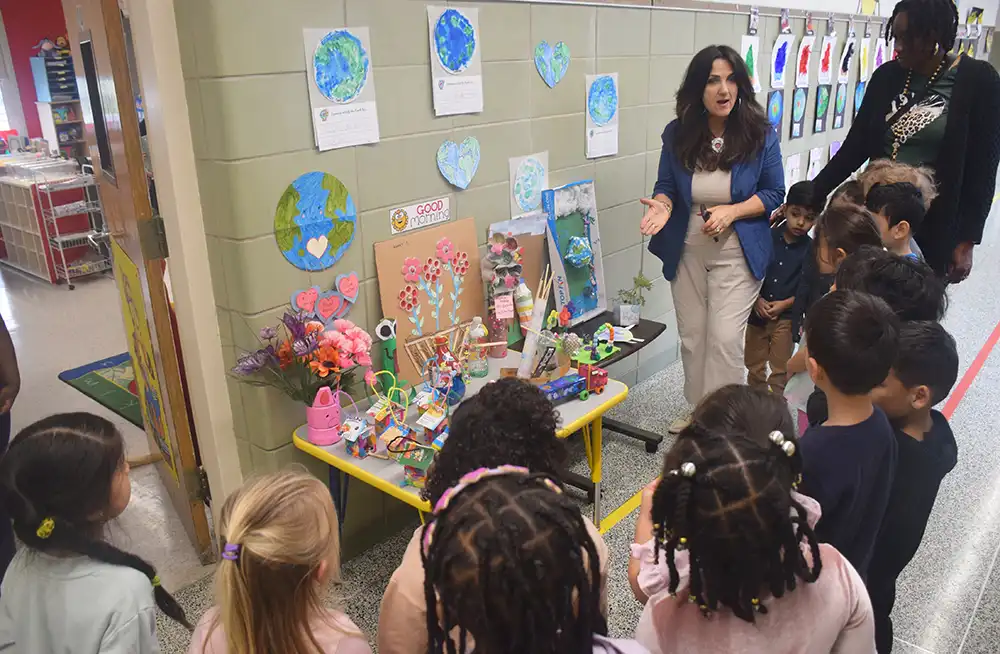 Amityville Elementary School Celebrates Earth Day with Creative 'Gallery Tour'