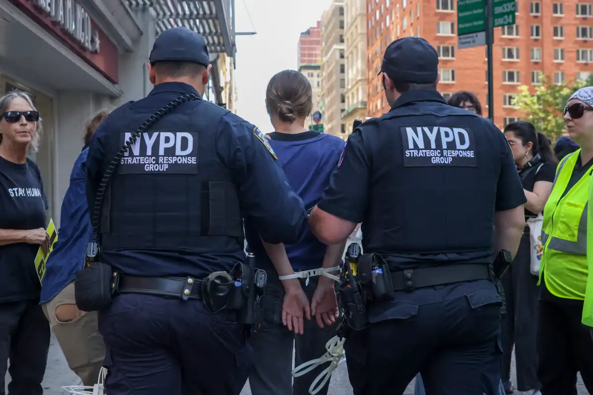 They warn that the collaboration between ICE and police in New York opens the door to abuse