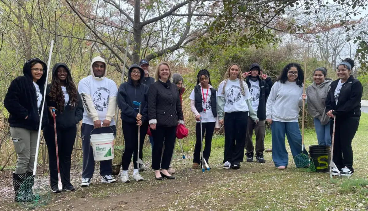 This Sunday community cleanup days in Freeport and Baldwin parks
