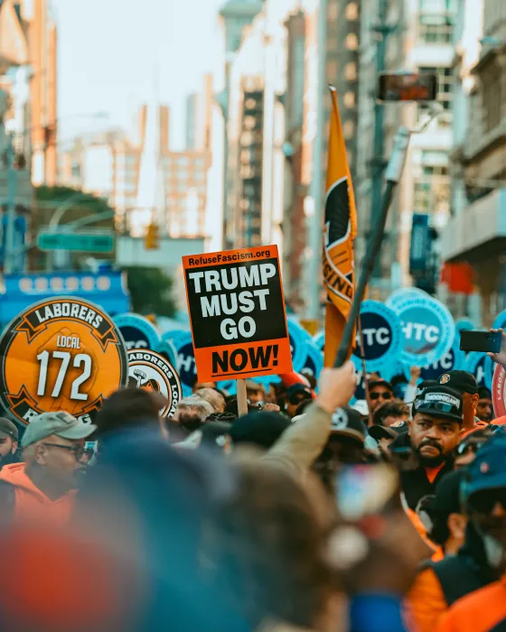 Thousands of immigrant workers protest against ICE attacks and Trump's war