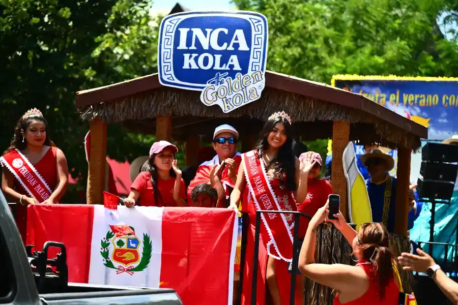 Peruvian International Parade