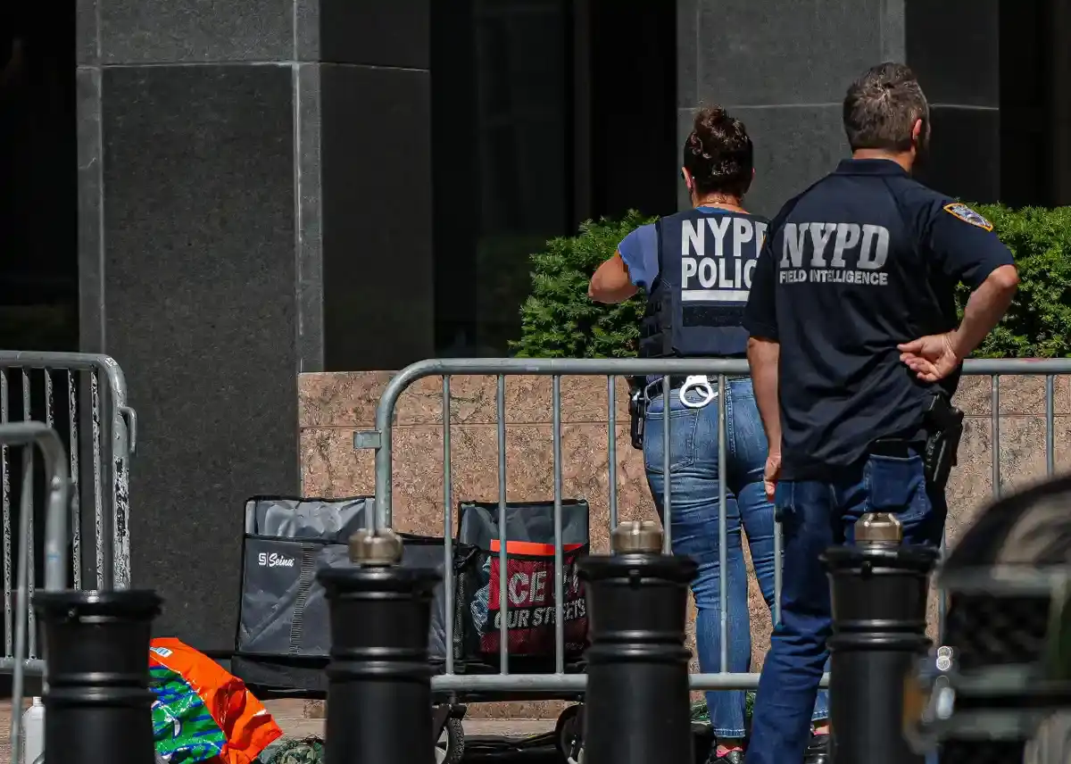 Federal Plaza Fire: Alleged anti-ICE activist arrested after setting fire outside Manhattan Immigration Court