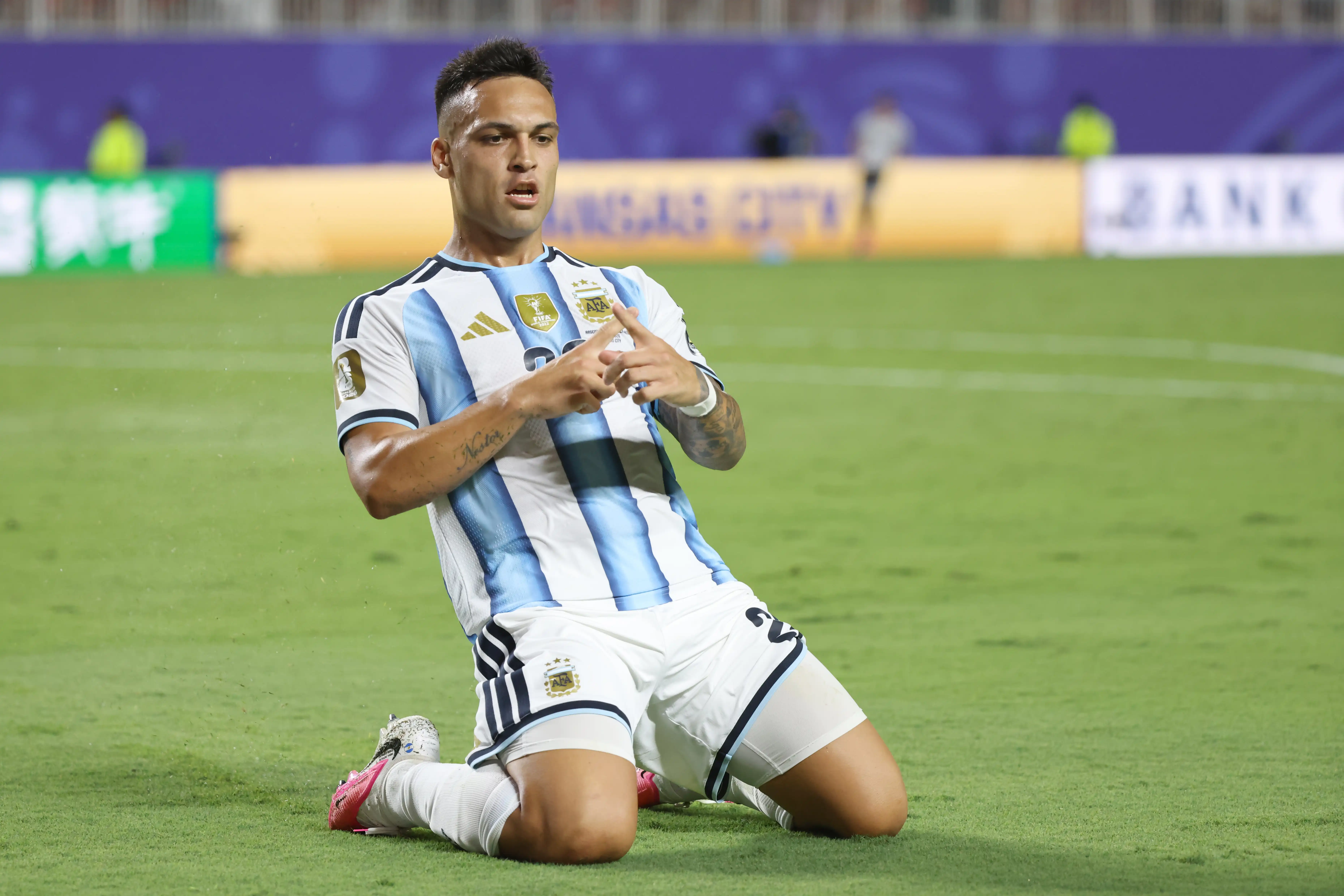 Great goal by Julián Álvarez puts Argentina in the semis where they will clash with England