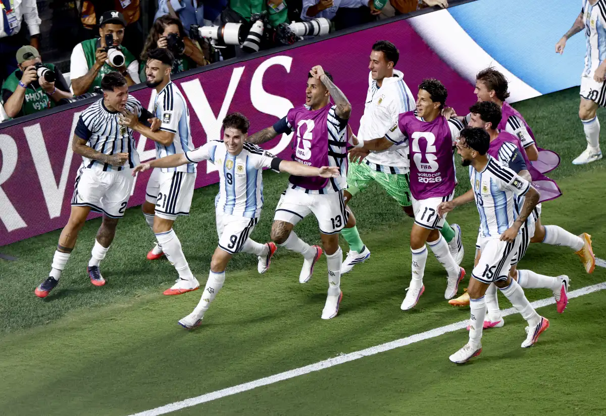Great goal by Julián Álvarez puts Argentina in the semis where they will clash with England