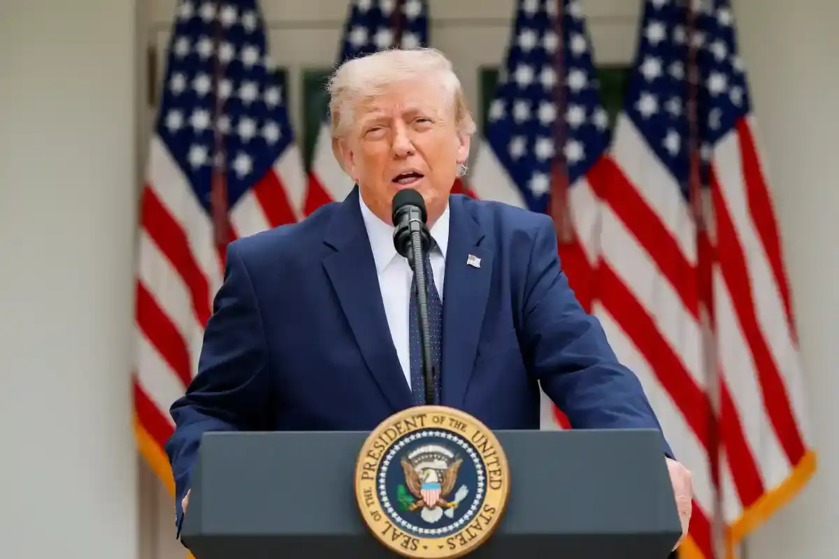 “It's stealing people's money”: Immigrant advocates in NYC reject Trump's possible $100,000 bonus to obtain a green card