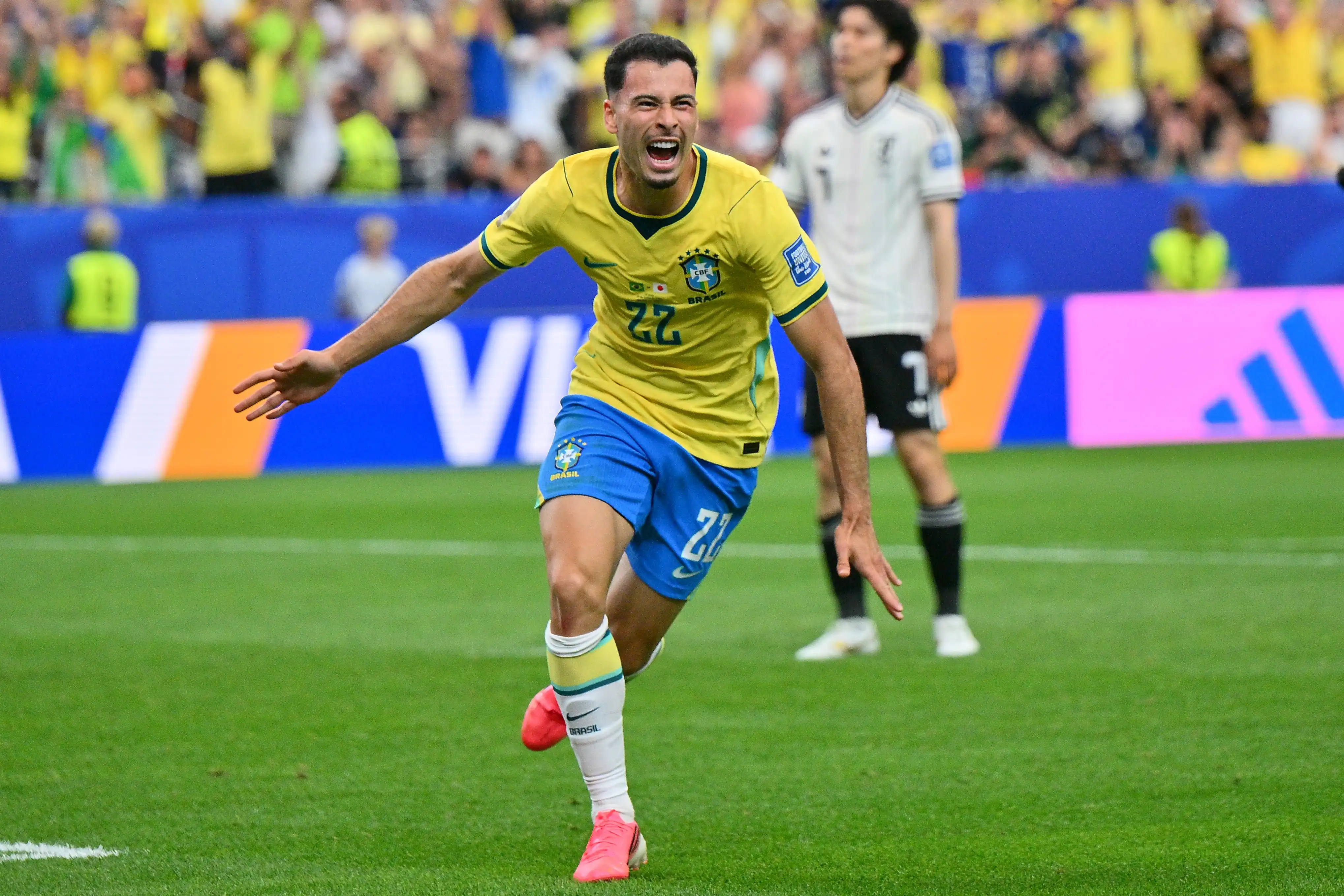 Brazil overcomes Japan in stoppage time and moves to the 8th of the World Cup