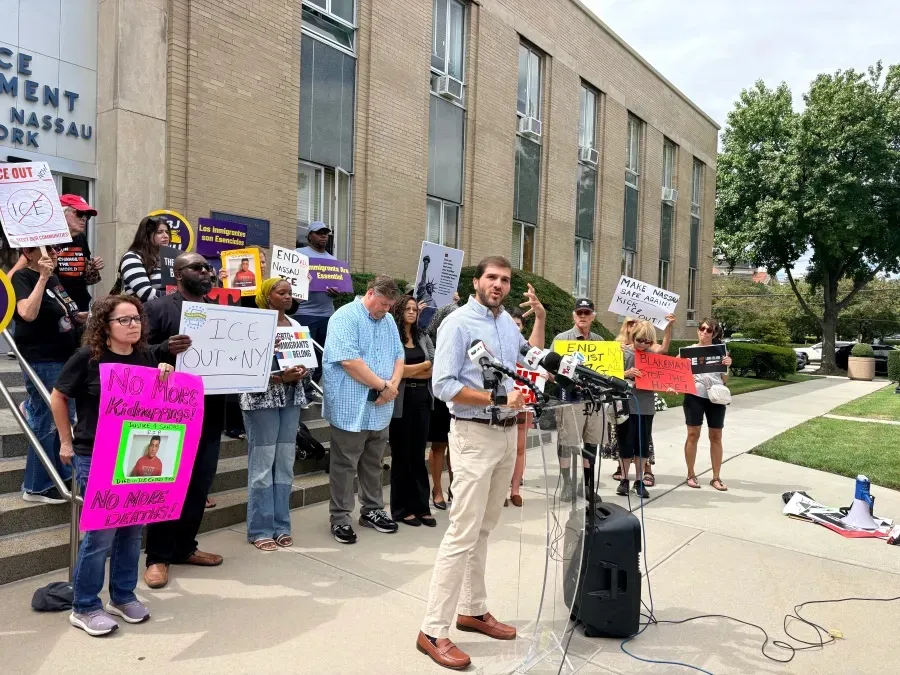 Nassau County resists ICE ban as protest demands Blakeman comply