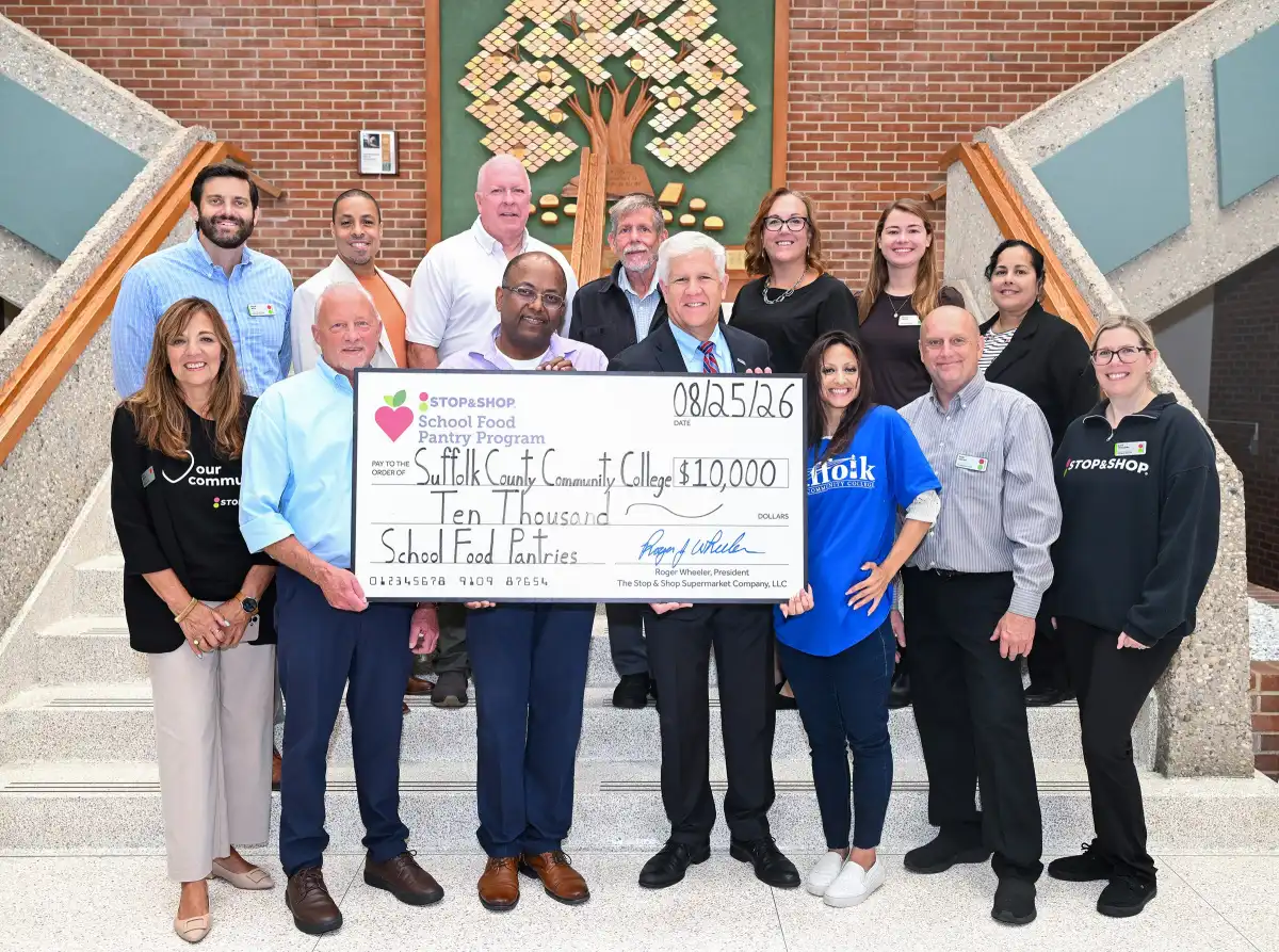 Stop & Shop donates $10,000 to support 3 Suffolk County Community College food banks