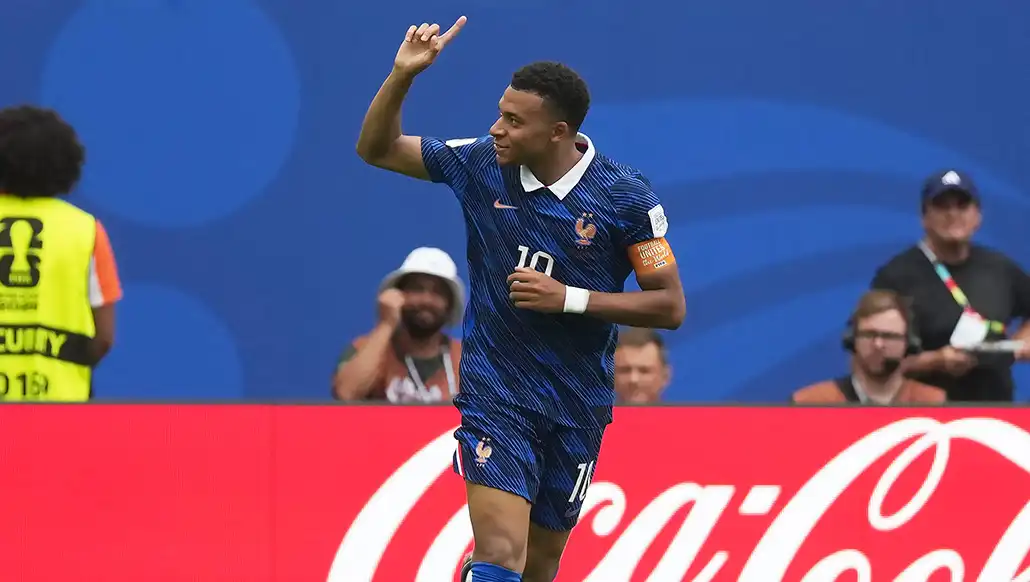 Mbappé top scorer in the World Cup (10) and all Cups (22)