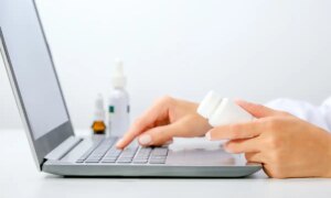 How to Safely Buy Prescription Medications Online