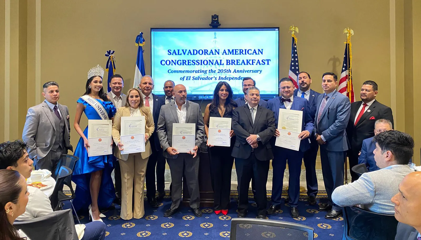 Salvadoran leaders commemorate Independence in Congress and advocate for a permanent solution to TPS