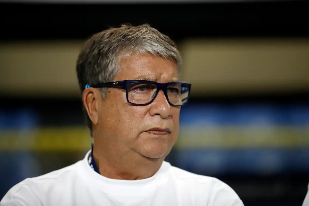 The Colombian 'Bolillo' Gómez remains at the head of the El Salvador National Team