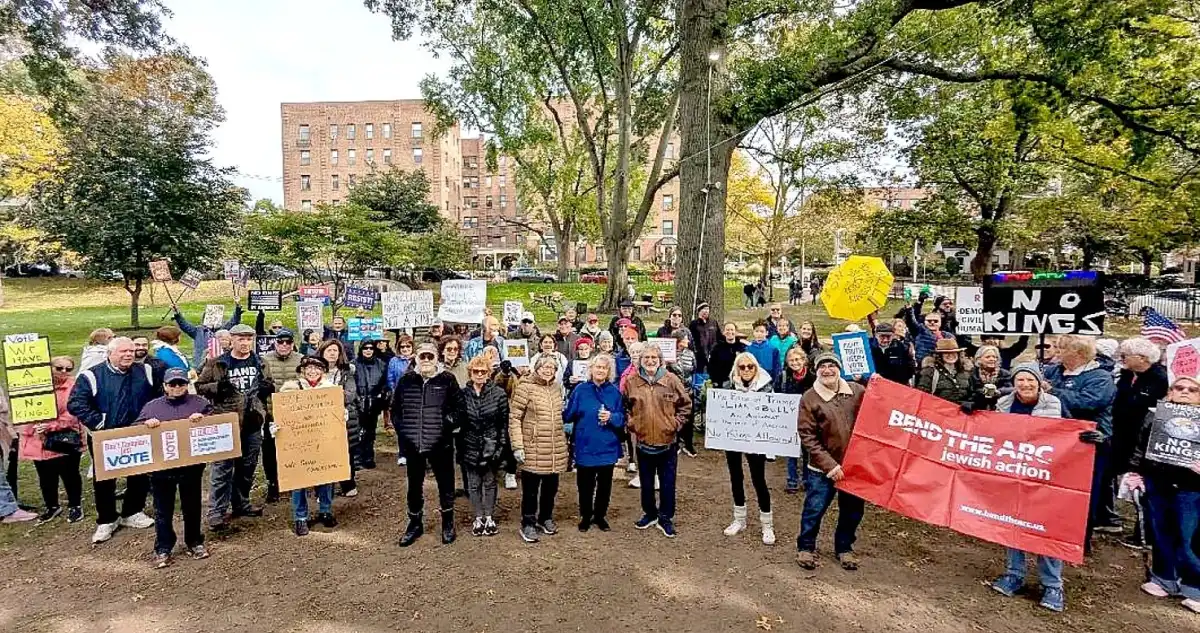 “No Kings” rally in Great Neck focuses on voting and election security